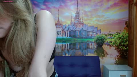 Alyy online show from 3, 12, 2024