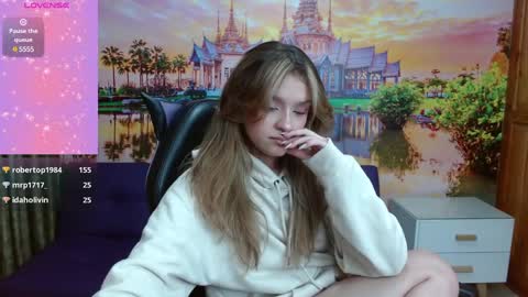 Alyy online show from 3, 1, 2025