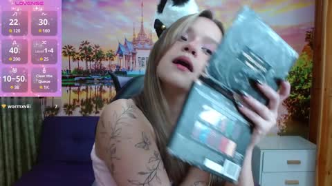 Alyy online show from 24, 1, 2025