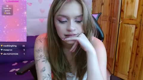 Alyy online show from 14, 2, 2025