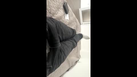 alzuhki online show from 4, 11, 2025