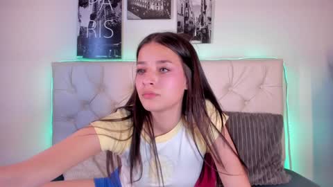 Snapshot of amaia_daniells chatting on 1, 1, 2025 B I A N C A online show from 1, 1, 2025