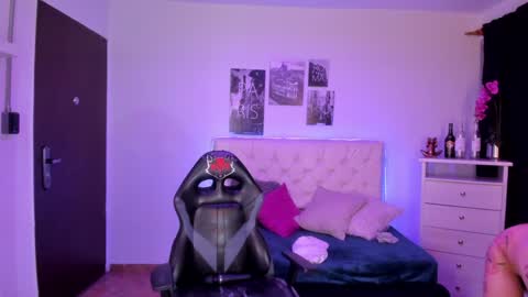 Snapshot of amaia_daniells chatting on 6, 1, 2025 B I A N C A online show from 6, 1, 2025