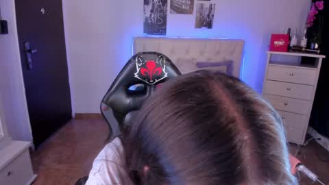 Snapshot of amaia_daniells chatting on 11, 1, 2025 B I A N C A online show from 11, 1, 2025