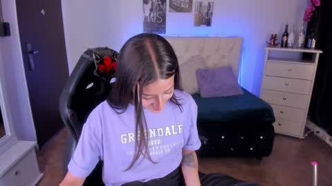 Snapshot of amaia_daniells chatting on 15, 1, 2025 B I A N C A online show from 15, 1, 2025