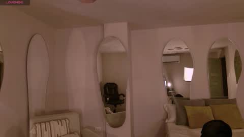 Amaia Haywood online show from 7, 11, 2025