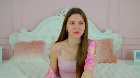 Snapshot of amalialima chatting on 13, 5, 2026 AmaliaLima online show from 13, 5, 2026
