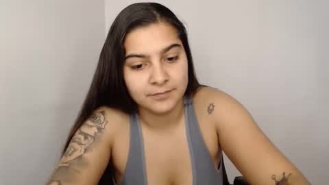 Snapshot of amanda5star chatting on 22, 1, 2025 The queen of the biceps online show from 22, 1, 2025