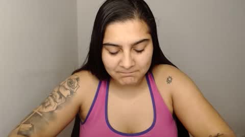 Snapshot of amanda5star chatting on 27, 1, 2025 The queen of the biceps online show from 27, 1, 2025