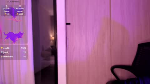 Luisa online show from 1, 2, 2025