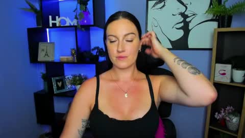 Snapshot of amanda_burn chatting on 11, 5, 2026 Amanda online show from 11, 5, 2026