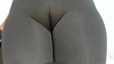 Amanda Marcuzzi  online show from 4, 11, 2025