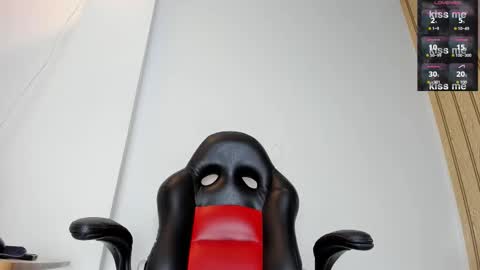 Amanda Marcuzzi  online show from 11, 2, 2026