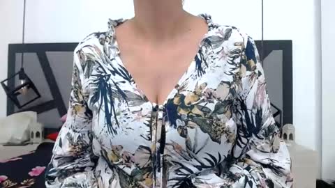 amanda_ramirez online show from 28, 7, 2026