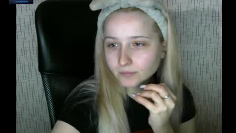 Snapshot of amanda_sherr chatting on 4, 2, 2025 Amanda online show from 4, 2, 2025