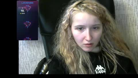 Snapshot of amanda_sherr chatting on 1, 3, 2025 Amanda online show from 1, 3, 2025