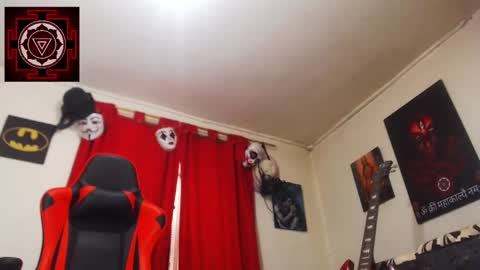 Amanda Valeska online show from 7, 1, 2025