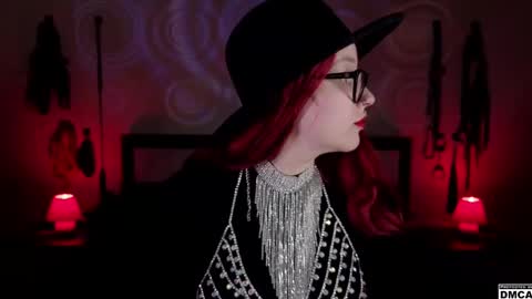 Goddess Amanita online show from 31, 1, 2025