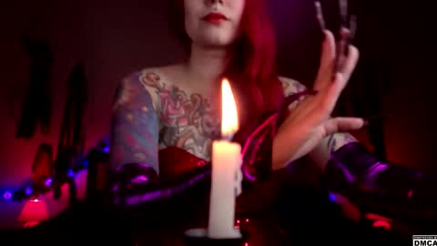 Goddess Amanita online show from 31, 10, 2025