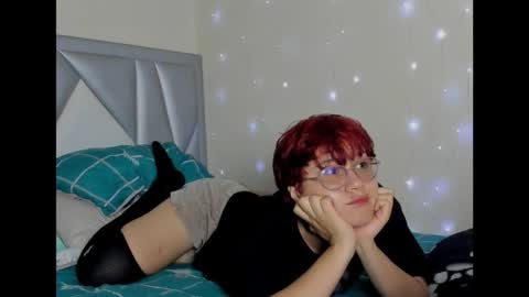 Snapshot of amapolasispanian chatting on 18, 10, 2025 Amapola online show from 18, 10, 2025