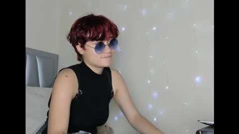 Snapshot of amapolasispanian chatting on 23, 10, 2025 Amapola online show from 23, 10, 2025