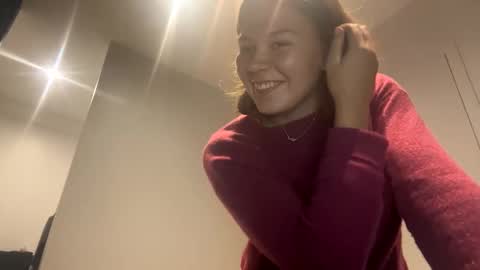 Amara Elise online show from 16, 1, 2025