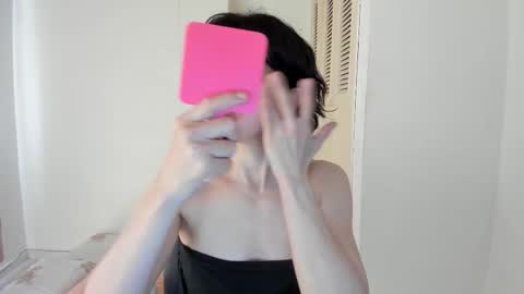 Amarantha online show from 3, 12, 2025