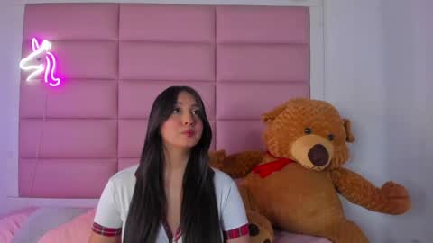 amaranttaylunay online show from 28, 5, 2026