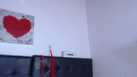   online show from 7, 2, 2025