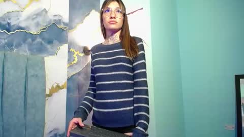 Snapshot of amare_sole chatting on 13, 10, 2025 Amare Sole online show from 13, 10, 2025