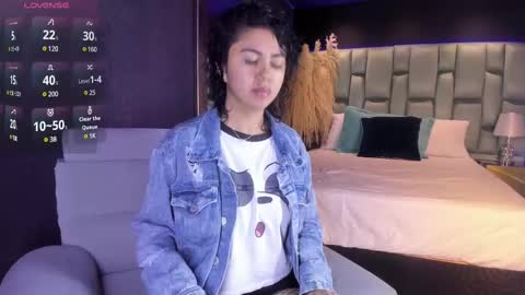 Snapshot of amarettho chatting on 9, 3, 2025 Emily online show from 9, 3, 2025