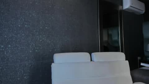 Emily online show from 1, 4, 2026