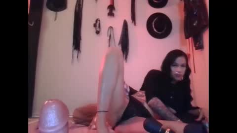 amayamillarodriguez online show from 12, 12, 2024