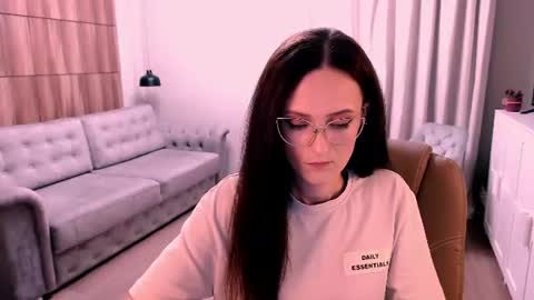 Snapshot of amazingeyes89 chatting on 21, 6, 2026 Izza online show from 21, 6, 2026