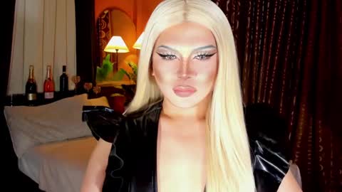 MISS JAZMINE QUEEN OF HELLFIRE online show from 29, 1, 2025