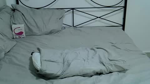 Snapshot of amazingsexygirl chatting on 25, 2, 2025 amazingsexygirl online show from 25, 2, 2025