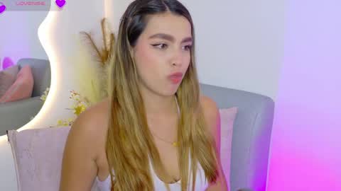 Snapshot of ambar_carterr chatting on 20, 5, 2026 Ambar online show from 20, 5, 2026