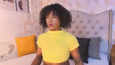 Snapshot of ambar_collin chatting on 1, 8, 2026 Ambar online show from 1, 8, 2026