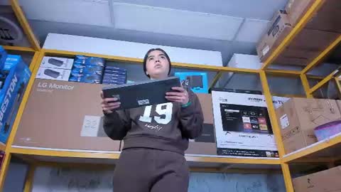 Snapshot of ambarina_ chatting on 14, 7, 2026 Ambarina online show from 14, 7, 2026