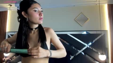 Ambar Ross online show from 11, 3, 2026