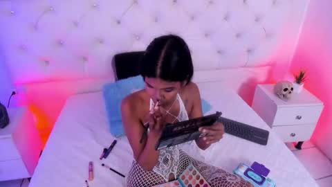  Amber  online show from 14, 10, 2025