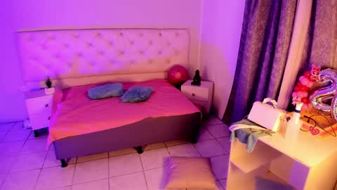  Amber  online show from 9, 1, 2026