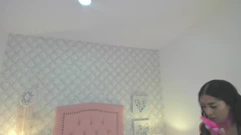 amber  ferrera online show from 28, 2, 2026