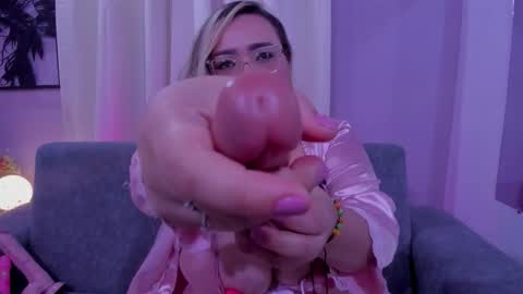 Snapshot of amber_bunnyx chatting on 25, 9, 2025 amber_bunnyx online show from 25, 9, 2025