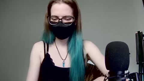 Amber non-nude model online show from 15, 1, 2025