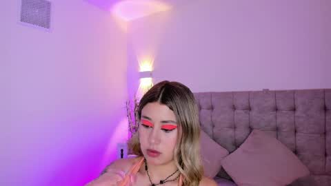 Snapshot of amber_palmer chatting on 24, 4, 2026 amber_palmer online show from 24, 4, 2026
