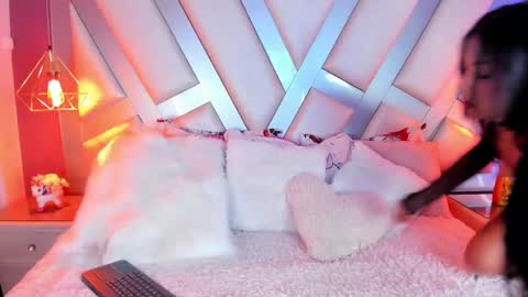 Tell me Amber online show from 4, 3, 2025