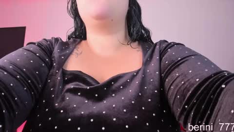Snapshot of amberinihoffman chatting on 15, 5, 2026 Amber online show from 15, 5, 2026