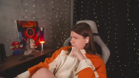 my name is Sonya but you can call me your favorite girl 3 online show from 20, 4, 2026