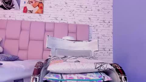 Amber Onassis online show from 11, 1, 2026